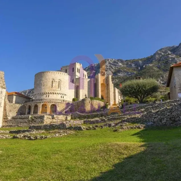 Vlore – Kruja